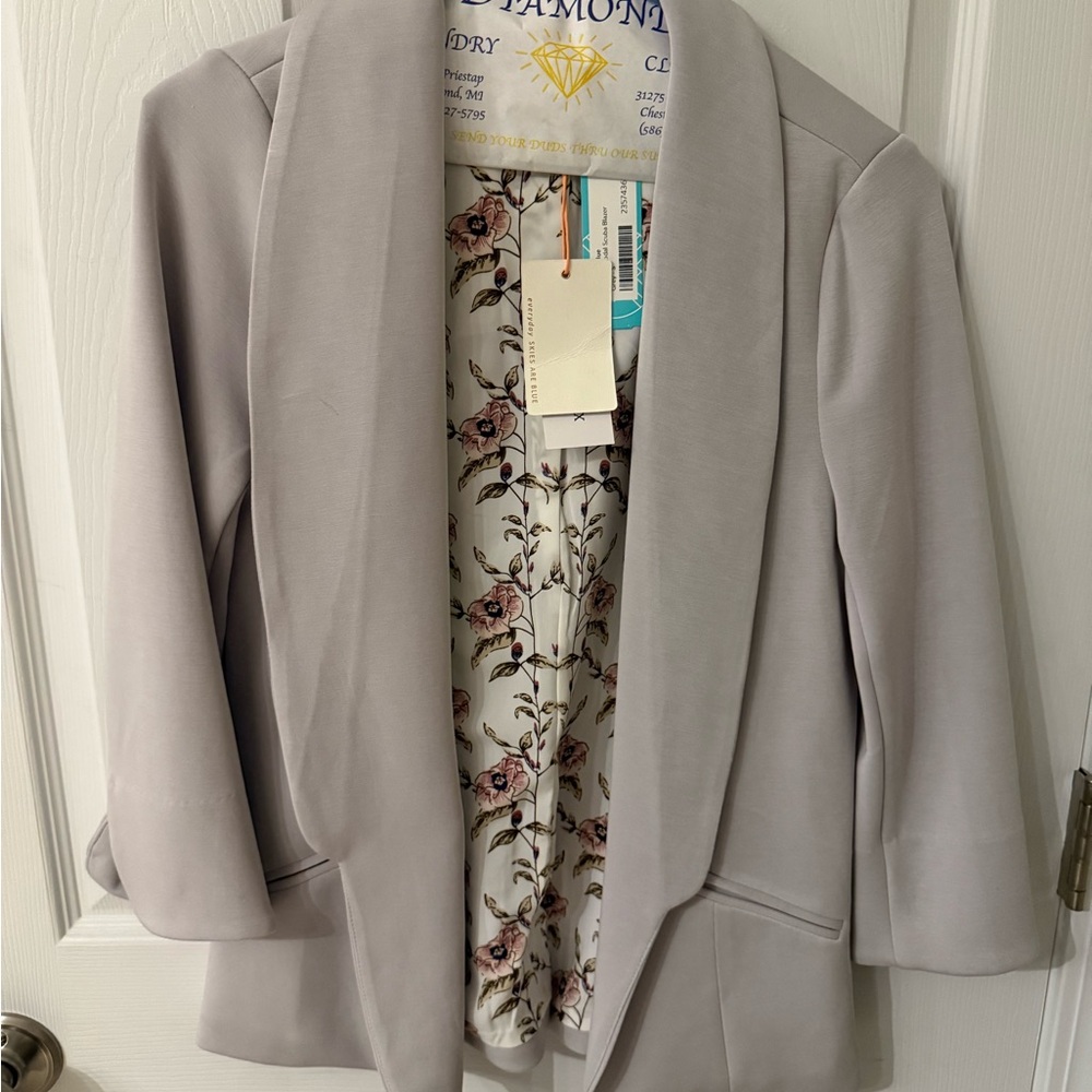 Women's Gray Blazer